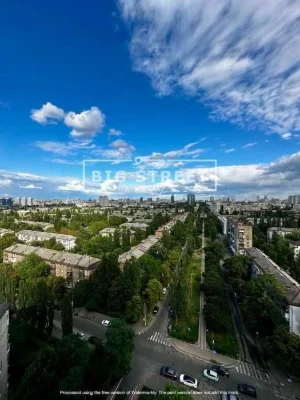 Продаж просторої 2-к квартири з підземним паркінгом | вул. У