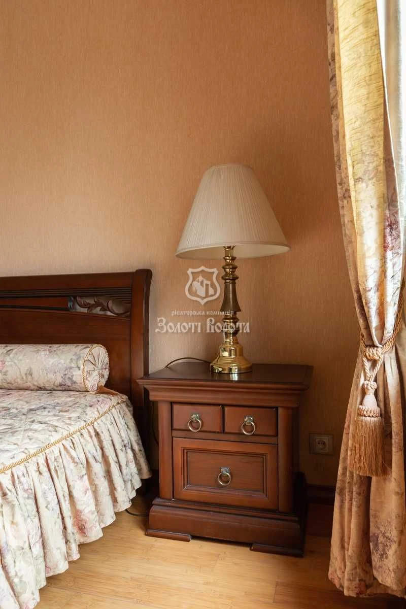 Квартира, 3к. Хороший стан. Михайловский проспект, 20, Нижній