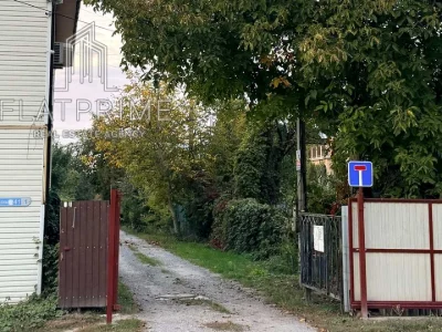 Ділянка. Київ, Садова вулиця