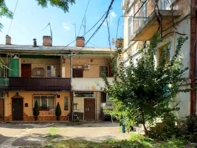 Квартира. Одесса, 10 Апреля ул.