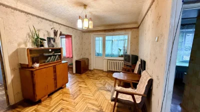 Продається 3-кімнатна квартира "Район біля 7 школи"