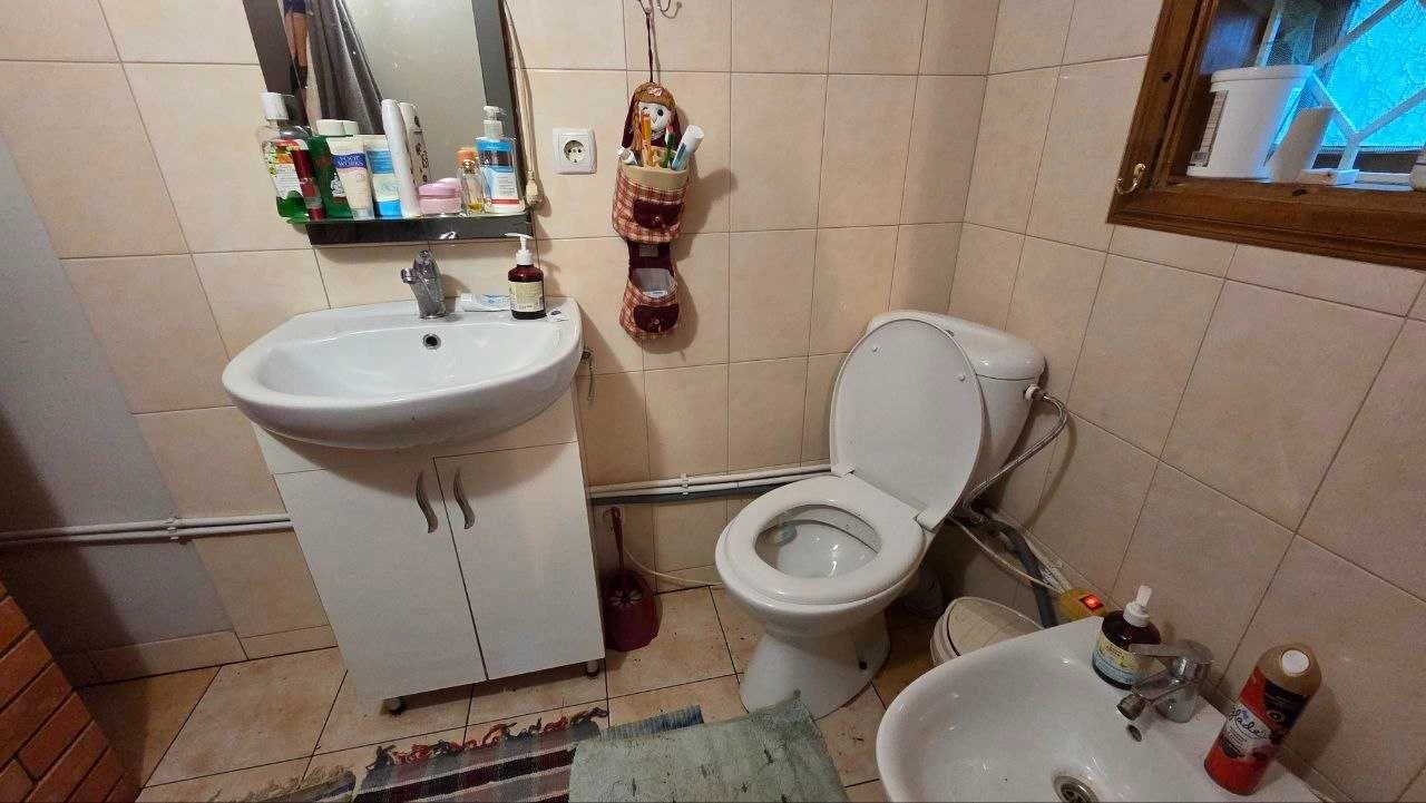 Продаж затишної дачі в с. Липівка — повністю готова до відпо