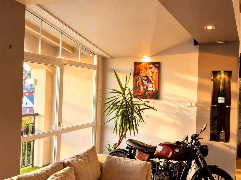 Apartment. Uzhgorod, Oleksandra Fedyncia st.