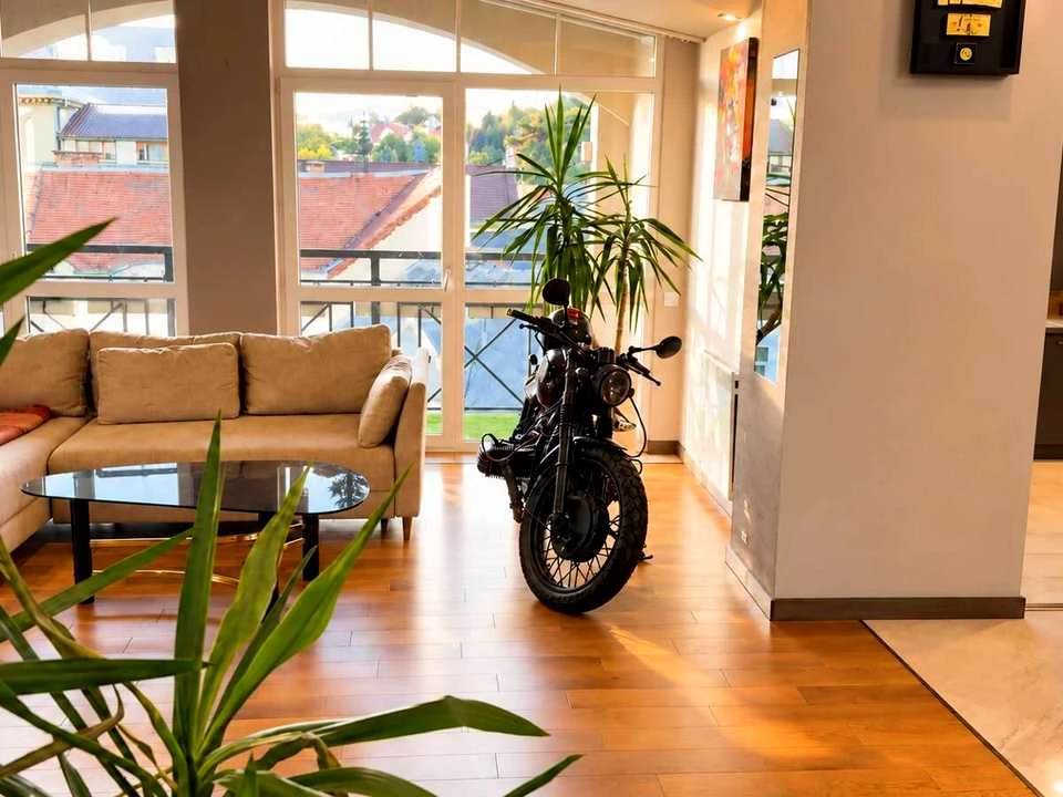 Apartment. Uzhgorod, Oleksandra Fedyncia st.