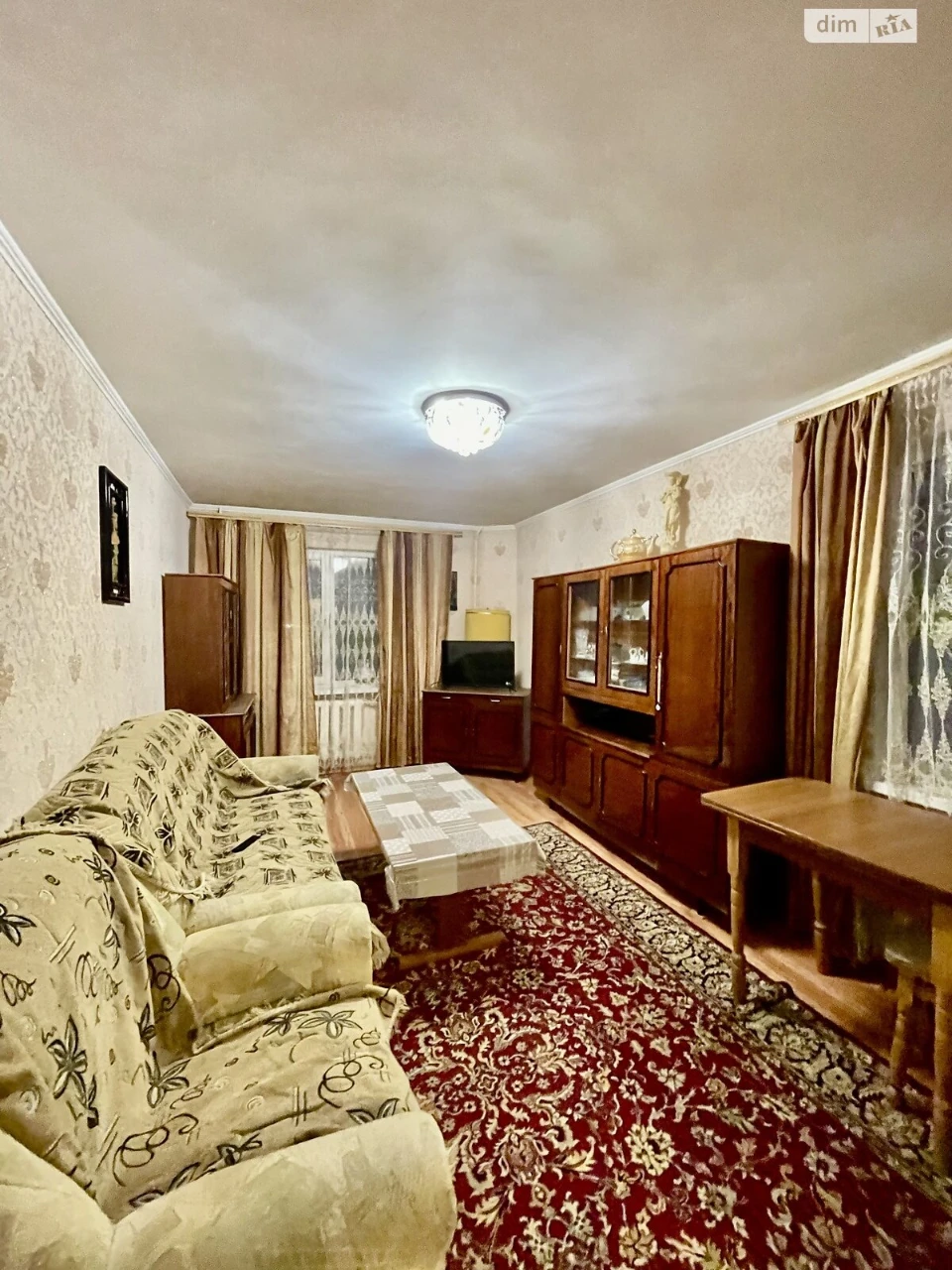Долгосрочная Аренда Квартиры, Синий рынок