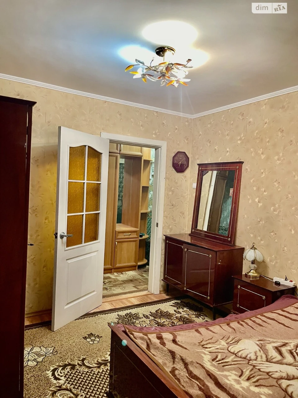 Долгосрочная Аренда Квартиры, Синий рынок