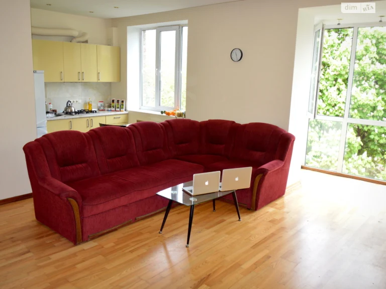 Long-Term Rental Apartment, Pecersk