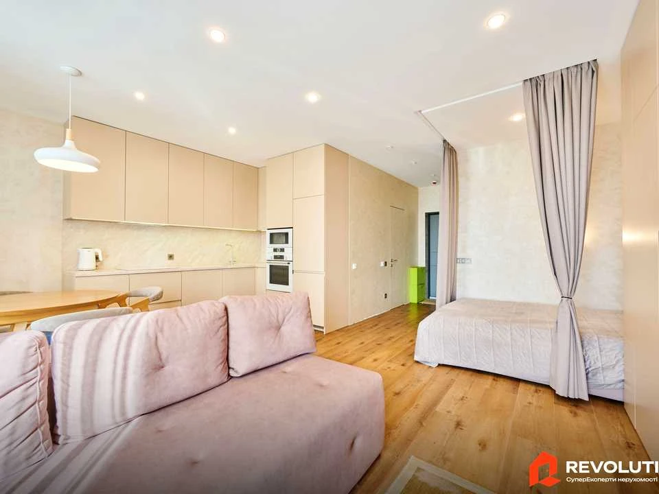 Apartment. Oleся Berdника Street, Kyiv