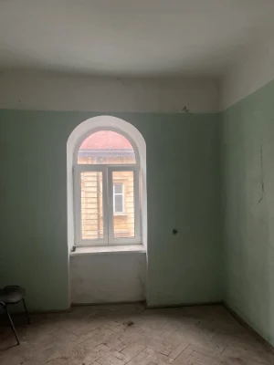 3-room Apartment on Krakow Street