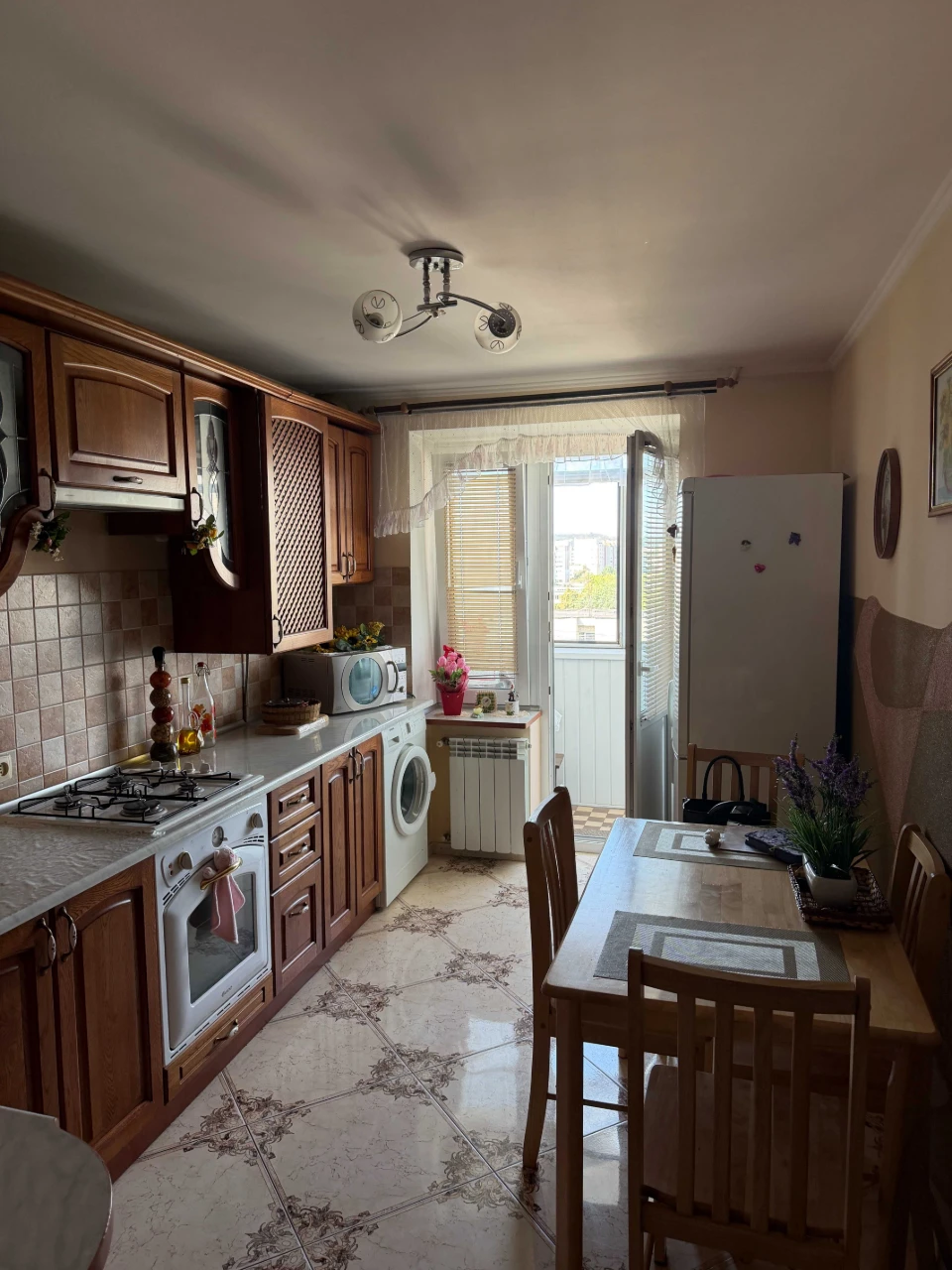 Продаж 3х кім. квартира вул, Мазепи-Миколайчука з Індивідуал
