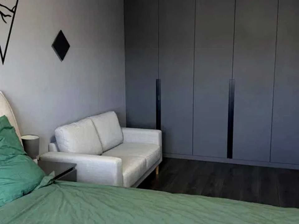 Apartment. Vyshnjakivska st.