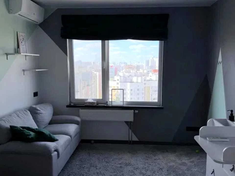 Apartment. Vyshnjakivska st.