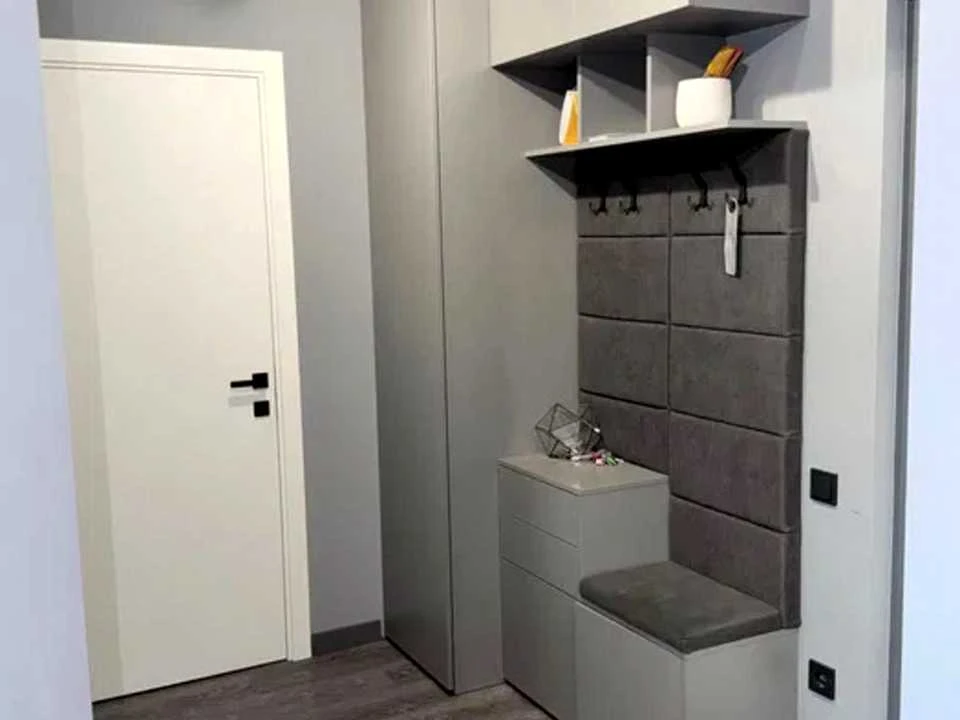 Apartment. Vyshnjakivska st.