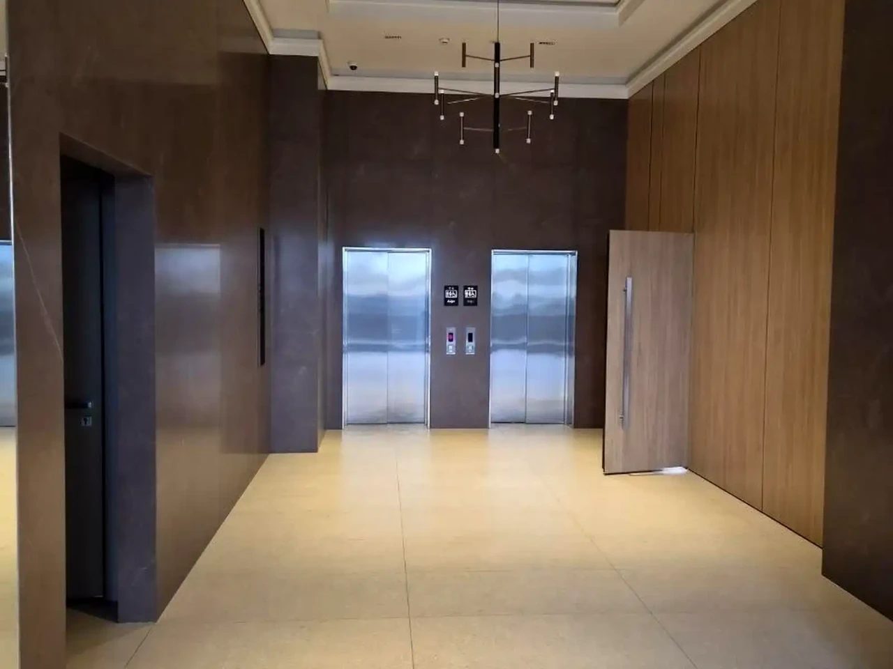 Sale of a 3-room apartment, 75 sq m, 3rd floor.