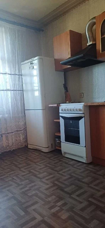 Продается 1-комнатная квартира в Азербайджанской 16/2