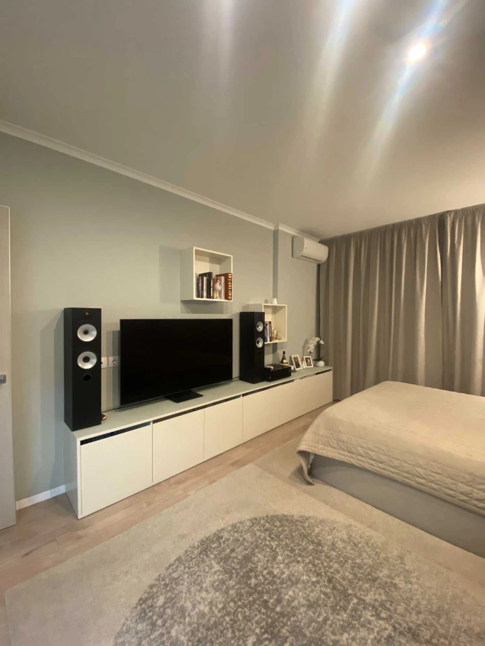 Sale of a 1-bedroom apartment in the modern L-Quarter residential complex