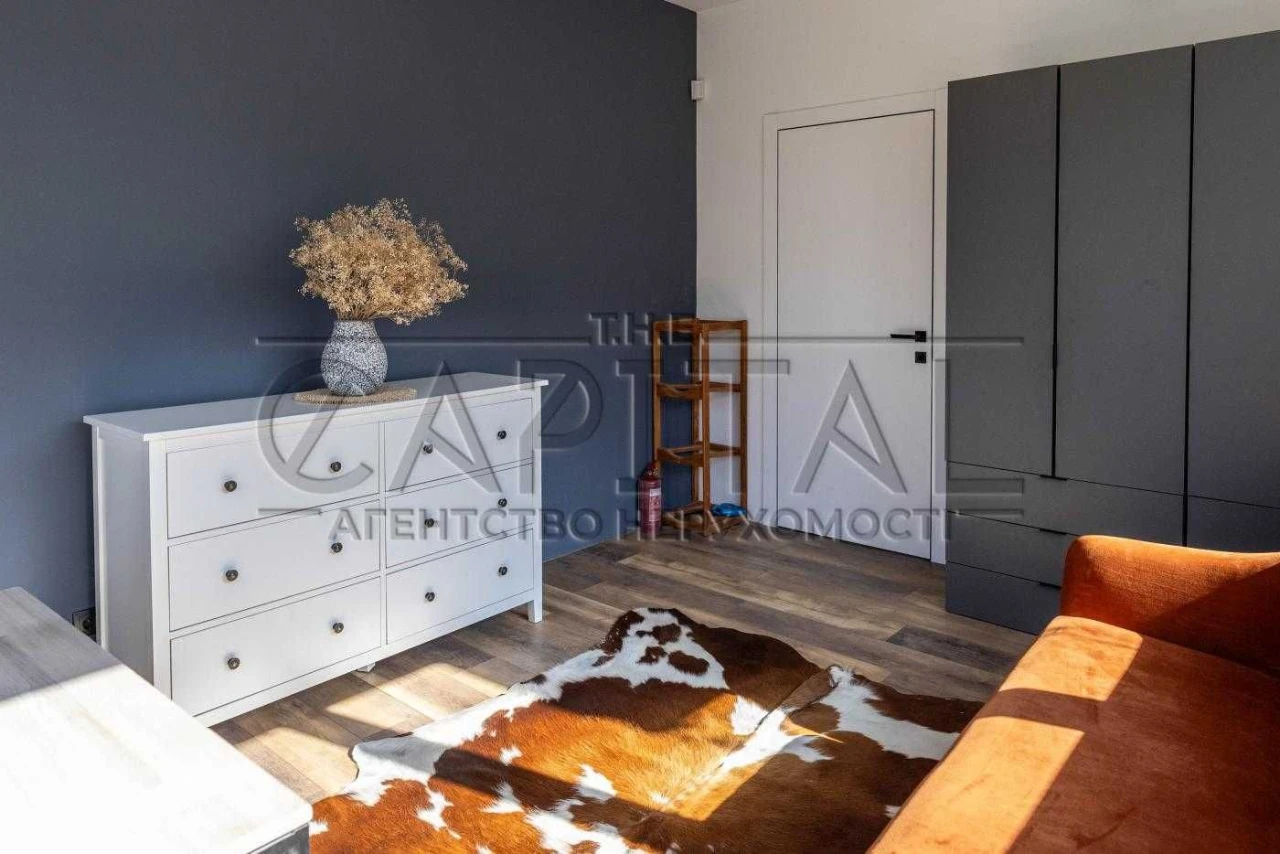 Продаж сучасного будинку з ремонтом, 300 м² Осокорки ТРЦ Мет