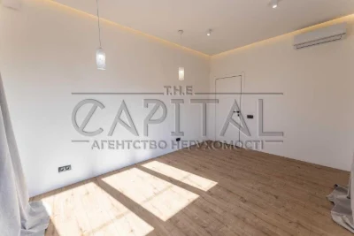 Продаж сучасного будинку з ремонтом, 300 м² Осокорки ТРЦ Мет