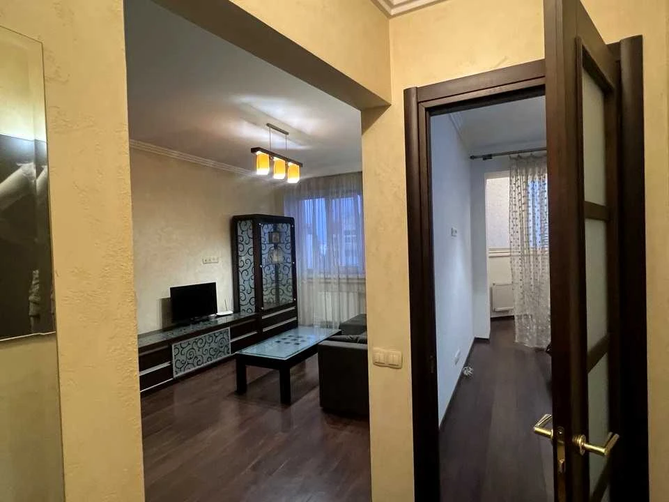 Apartment. Kostandi Street, Odesa