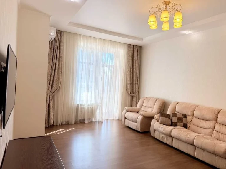 Apartment. Odesa, French Boulevard.