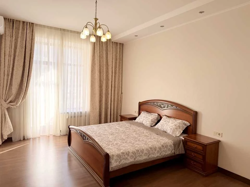Apartment. Odesa, French Boulevard.