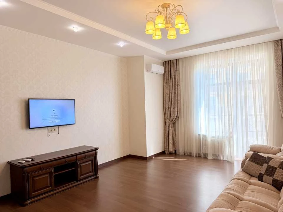 Apartment. Odesa, French Boulevard.