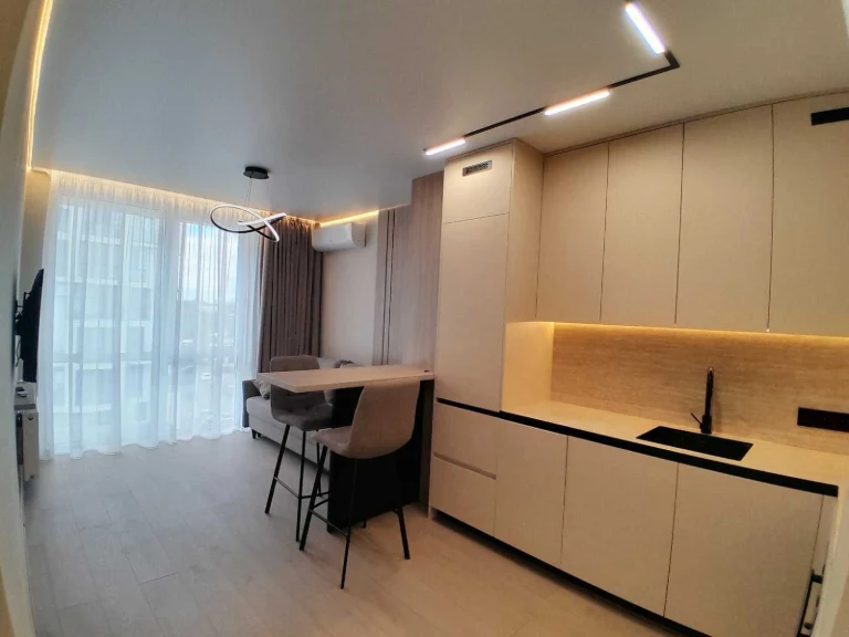 1-room apartment in complex В 4, fully equipped, Babiyaka st, K
