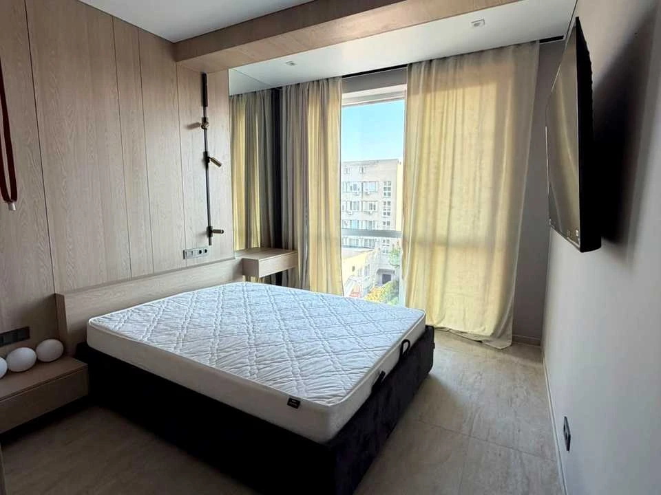 Apartment. Uzhgorod, Ruska st.