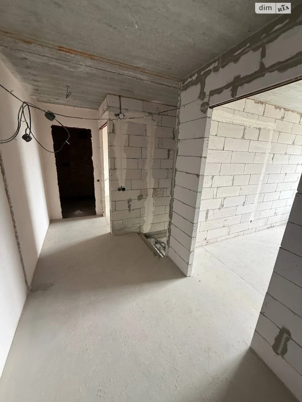 Apartment for Sale - Showroom