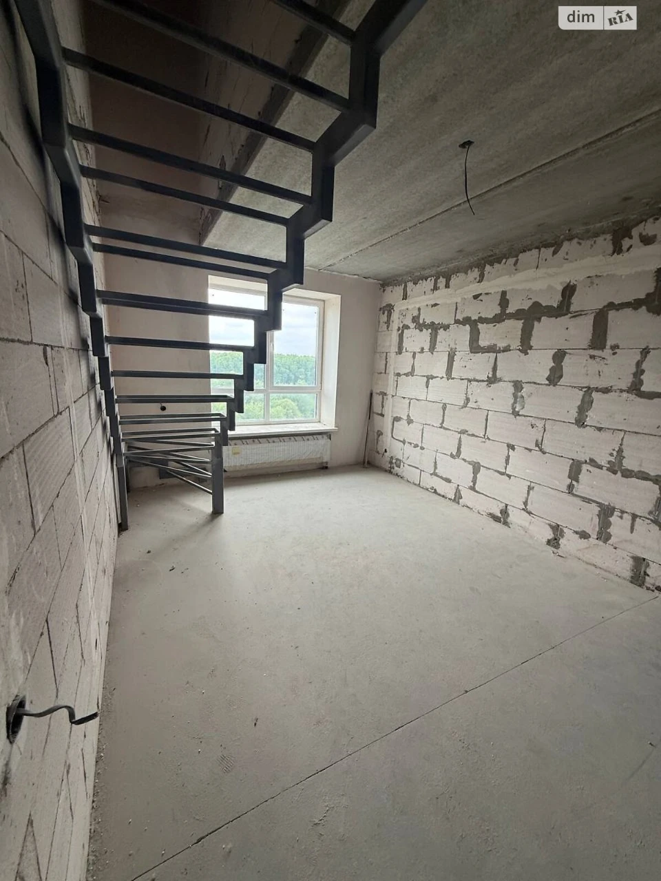 Apartment for Sale - Showroom