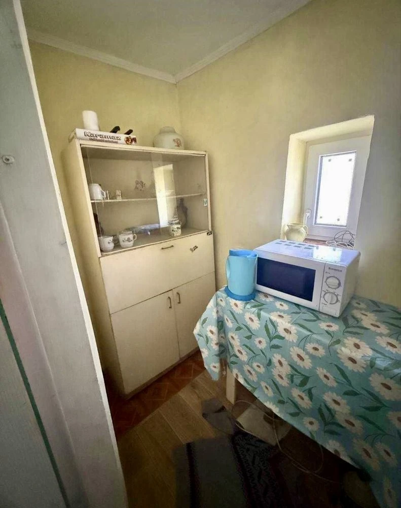Продаж будинку , в гарній локації, де зручно добиратися до м