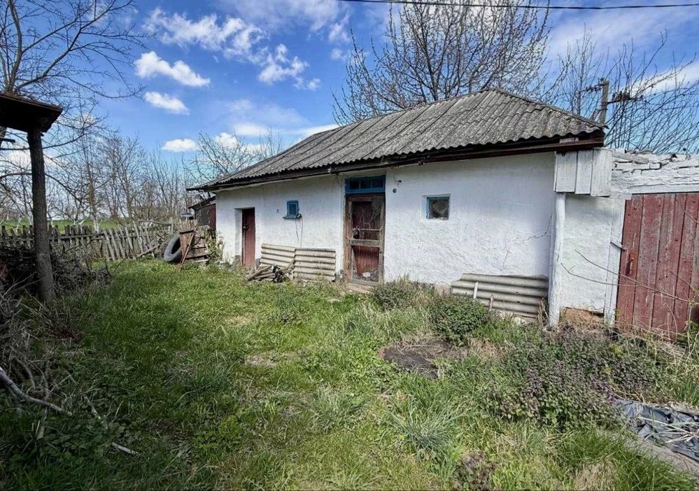 Продаж будинку , в гарній локації, де зручно добиратися до м