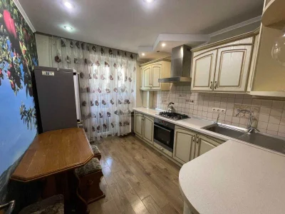 Selling 1-room cozy apartment in the Yacht Club area, floor 10