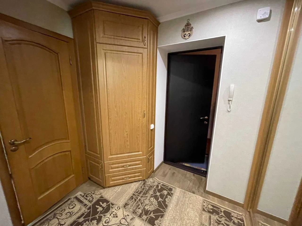 Selling 1-room cozy apartment in the Yacht Club area, floor 10