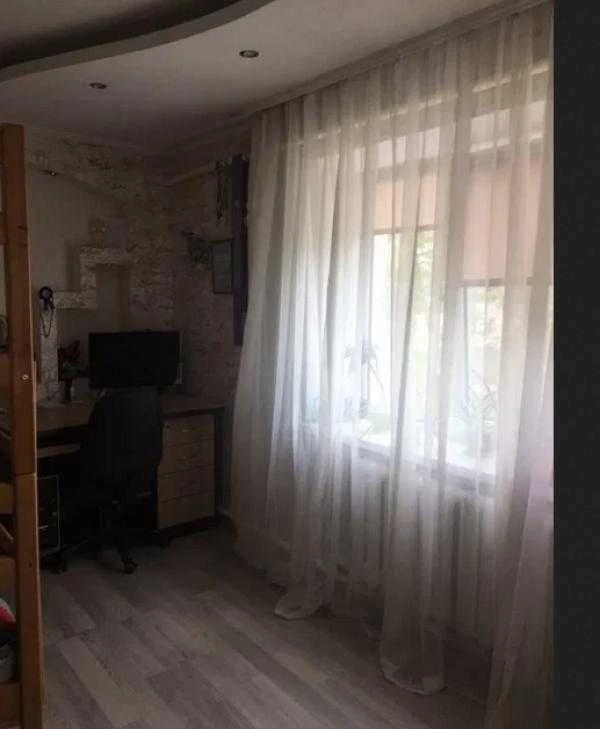 Продається двокімнатна квартира на Нових Домах