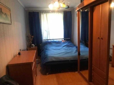 For sale 2-room apartment near Army Square