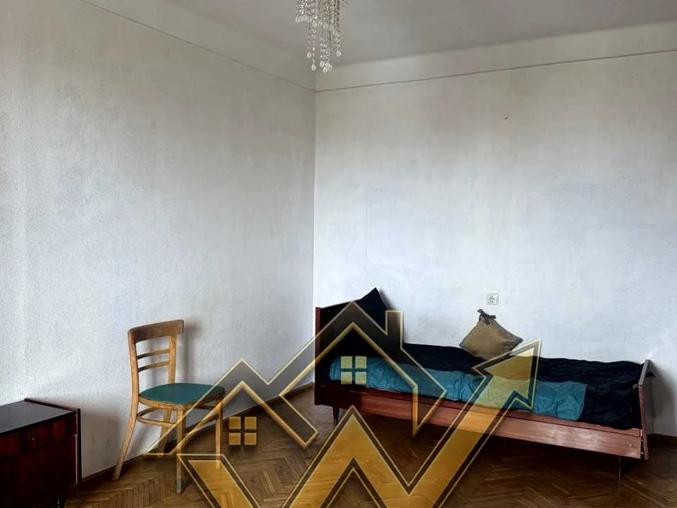 Квартира. Киев, улица Ольжича