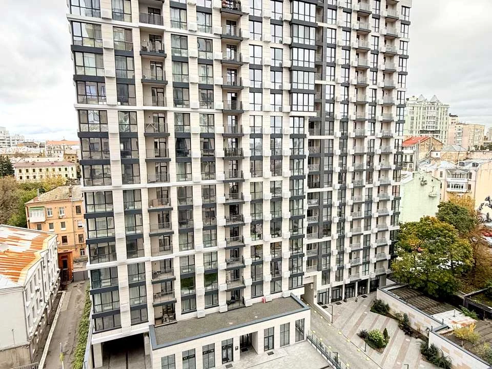 Квартира. Київ, Бульварно-Кудрявська вул.