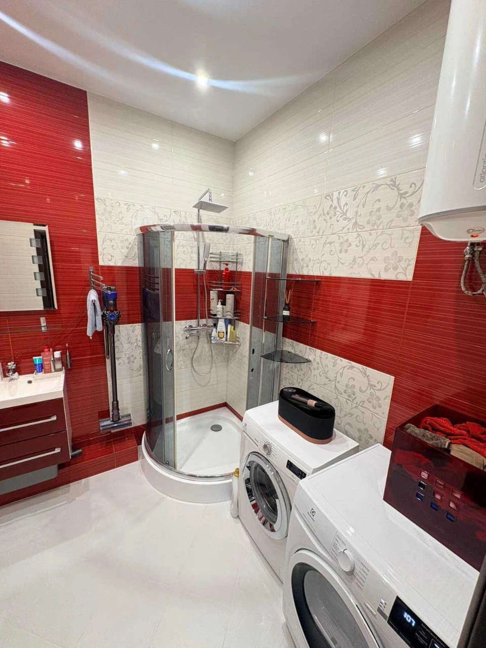 Sale of 1-room apartment on Chornovola Avenue, "Sunrise Sun" residential complex