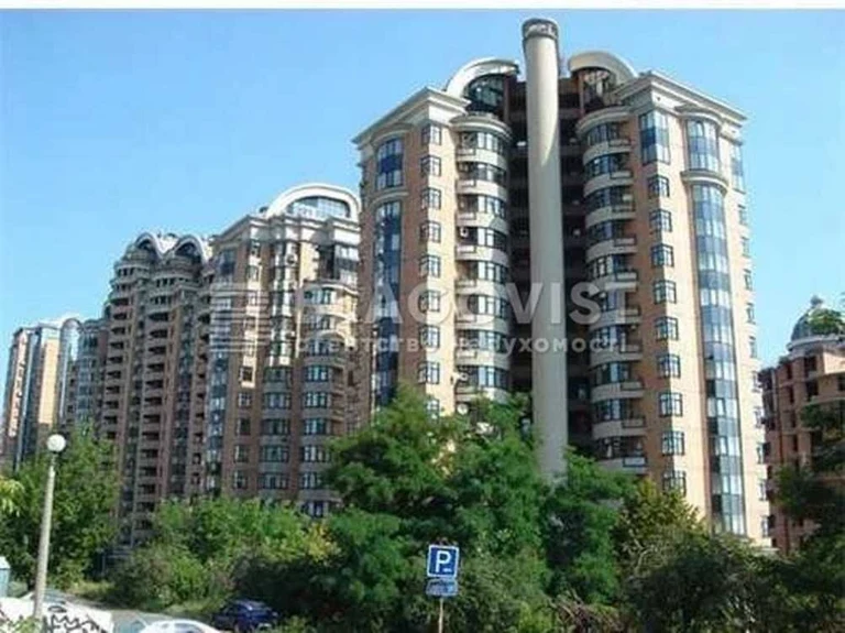 Продаж 4к квартира з чудовим краєвидом на Дніпро, вул. Старо