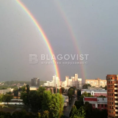 Продаж 4к квартира з чудовим краєвидом на Дніпро, вул. Старо