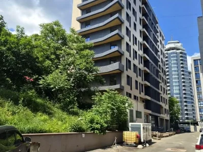 Продаж квартири 1-кімн. 35 м² 7/10 пов.