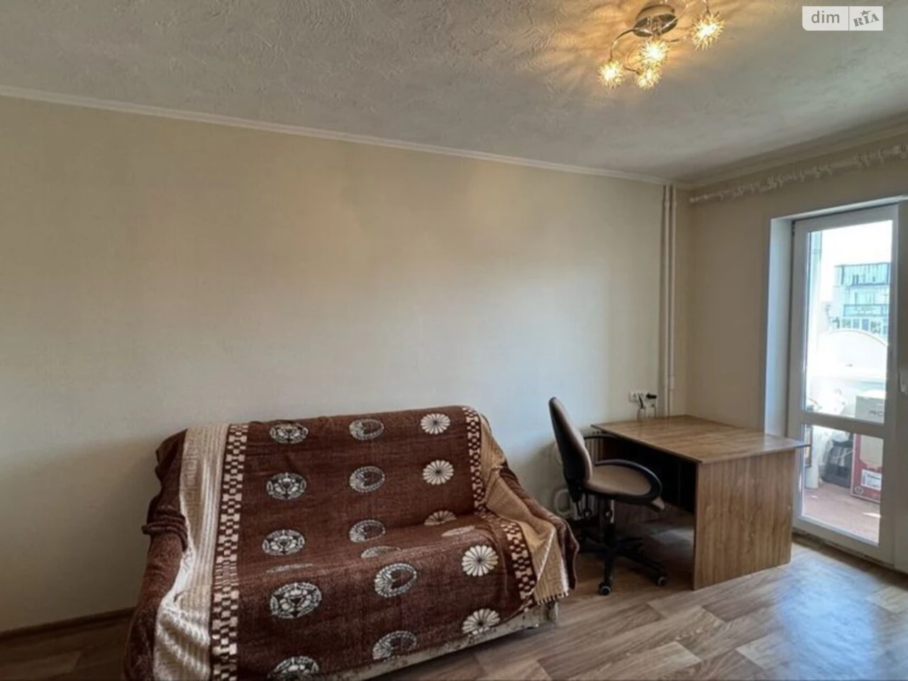 Продается Квартира в ж/м Тополя-2