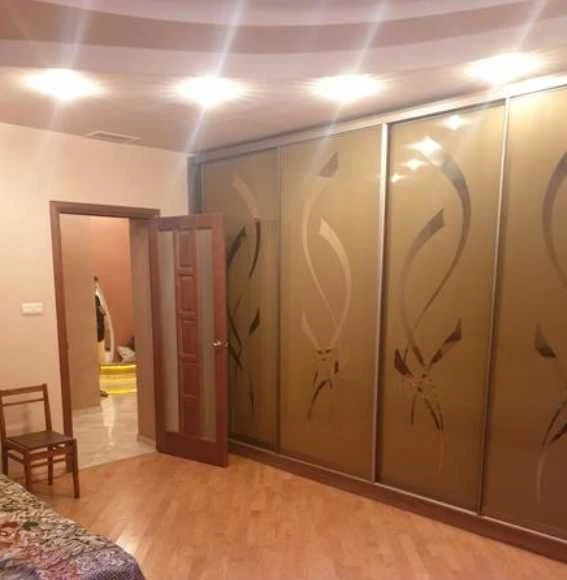 Продаж  2/3 будинку у Львові