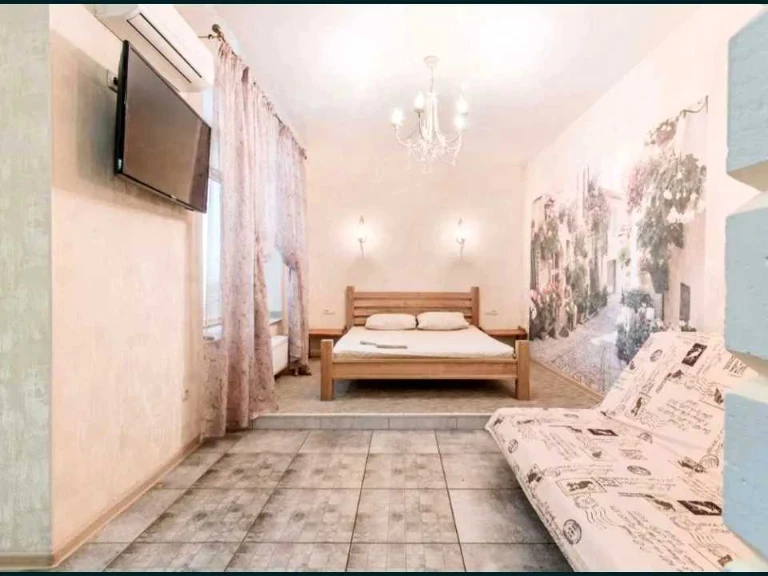 Apartment. Odessa, Osipova