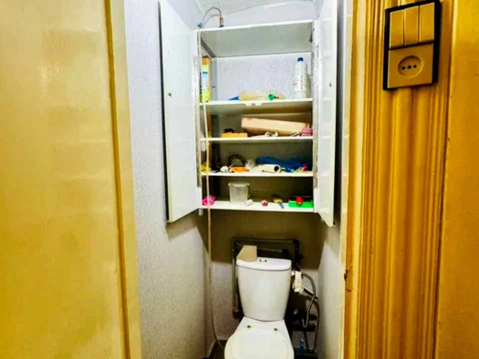 Apartment. Kharkiv, 23 Serpnya Lane.