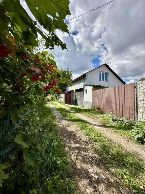 Sale. House 112 sq m. Garage. 4 acres