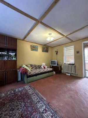 Продаж. Дом 112 м2.  Гараж.4 сотки