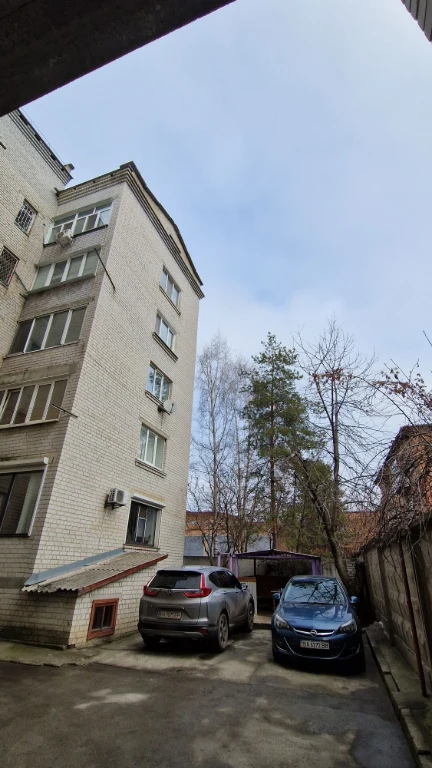 4-bedroom Apartment