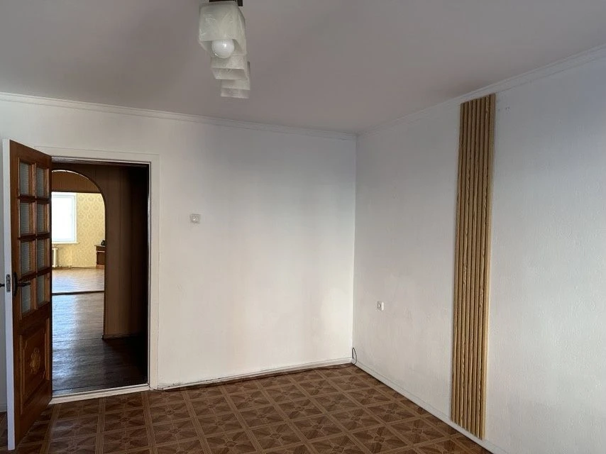 4-bedroom Apartment